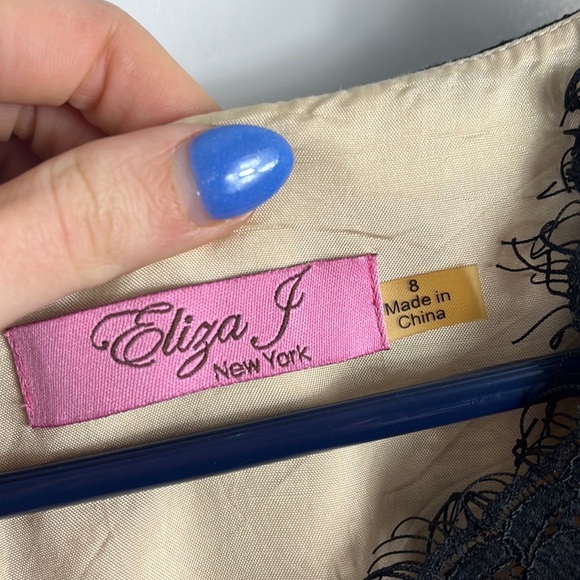 Eliza J Black Lace & Faille V Neck Cocktail Dress - Picture 5 of 16